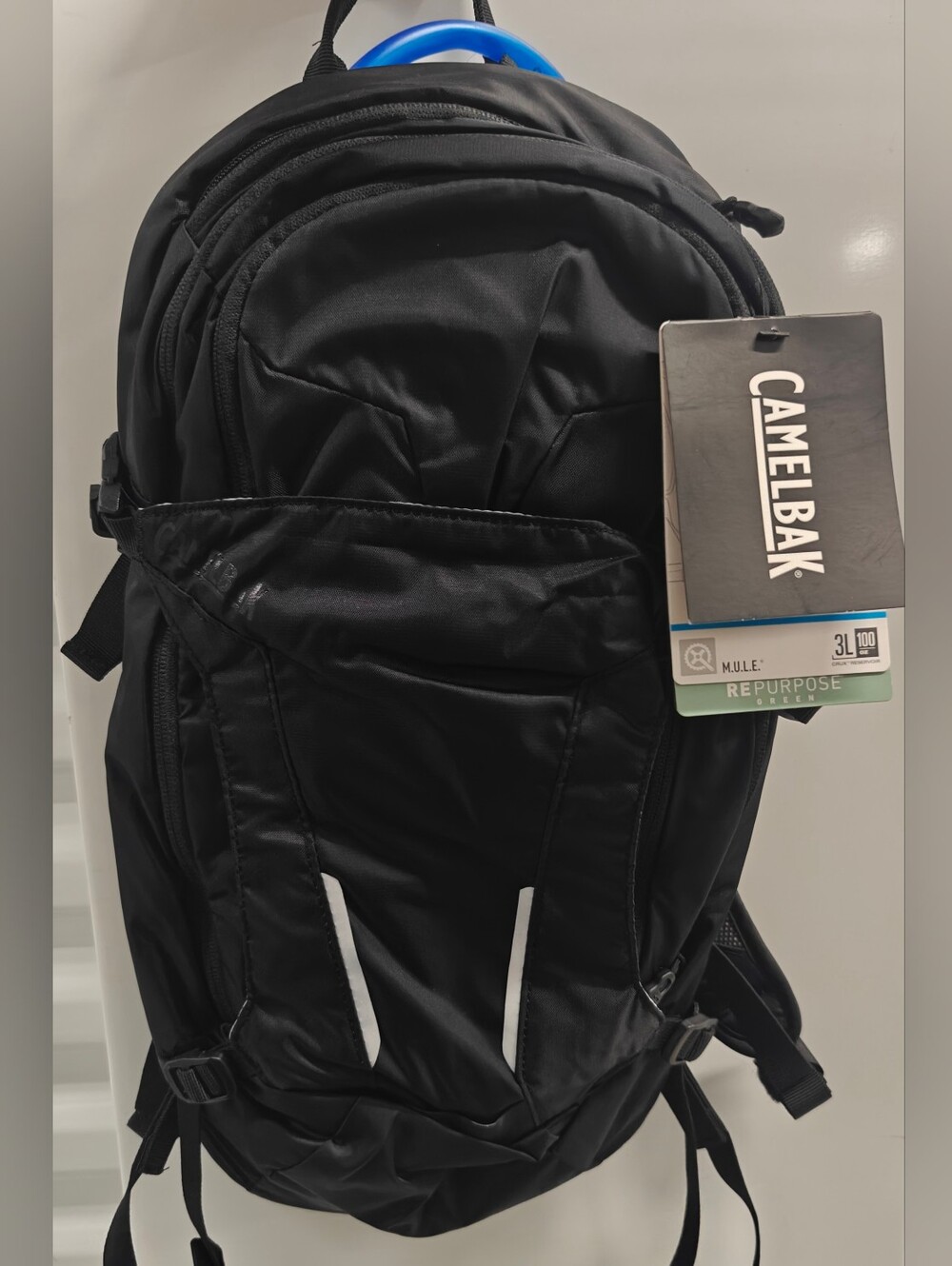 Camelbak M.U.L.E. 100oz Hydration Pack Black Camping Hiking Air Director